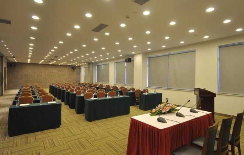 Kingtown Hotel Hongmei Şanghay Dış mekan fotoğraf