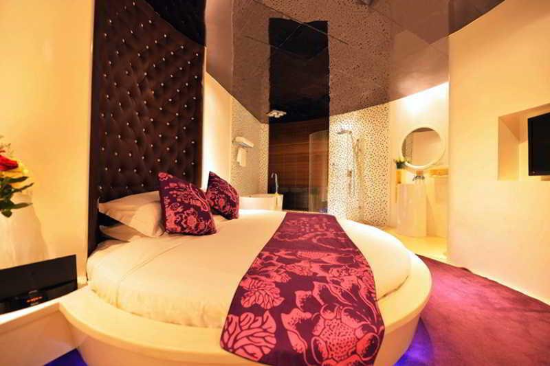 Kingtown Hotel Hongmei Şanghay Dış mekan fotoğraf